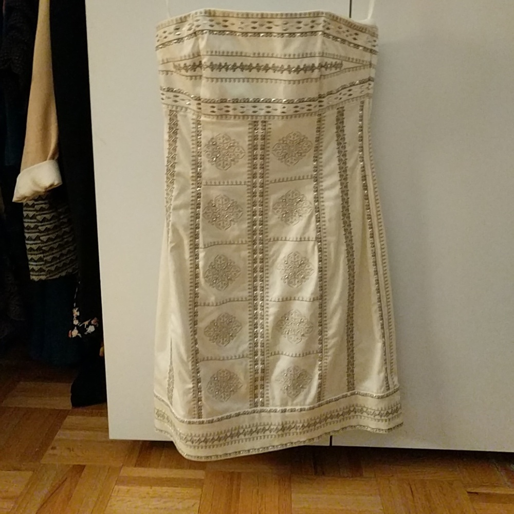 White House Black Market White Embroidered Dress